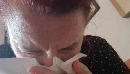 Big allergy sneezes all for you 720HD