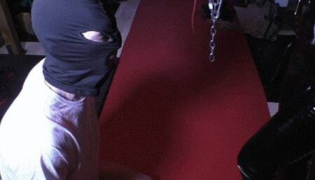 He must lick my sneackers MP4