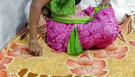 Indian Village wife Homemade body massage vegitable put in pussy