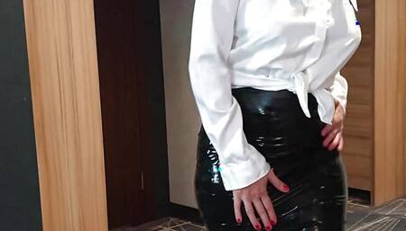 Kinky Evening in the Hotel Suite.