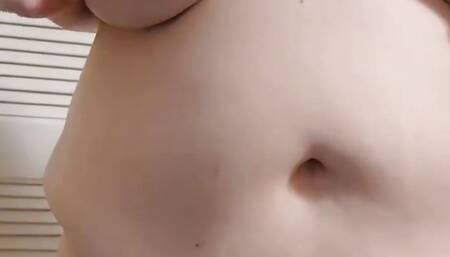 BBW Rubs Oil on Tits, Belly, and Ass