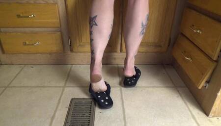 Candid Dirty Feet Dipping in Slippers