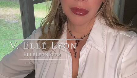 Elle Lyon is Going to Teach You How to Smoke