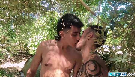 Horny hiking with Nico Ruiz and Felipe Kum