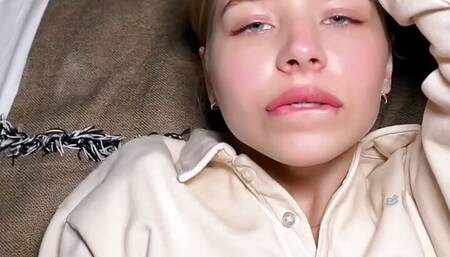 Russian hottie eats a burger during hard sex