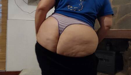 BBW TWERKING AND STRIPPING FOR YOU POV