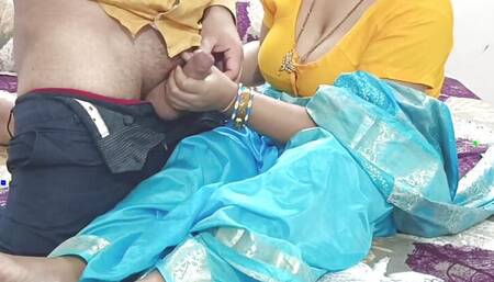 Desi Amma ki Saree utar kar nangha kiya aur zabardast choda