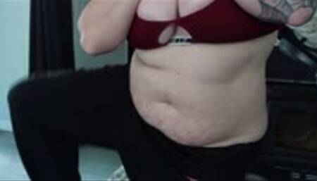 Chubby Stomach close up working out MP4 1080 SIlent