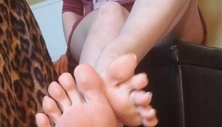 My Feet make you to Cum and Eat it up!