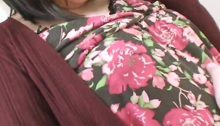 Toshiko Shiraki a MILF with pussy hair gets her pussy opened