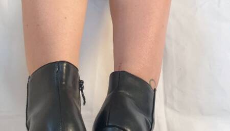 A crushing dream comes true - Foodcrush, POV and Upskirt views in Buffalo Ankle Boots - Bootfetish