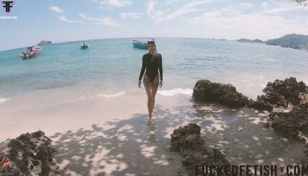 hd The Caribbean sea receives goddess breathplay mask diving glass