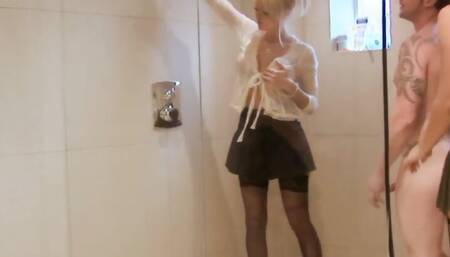 Threesome with Renee Richards and Stacey Saran are MILFs get