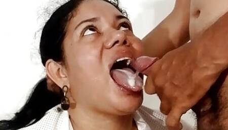 Novia deep throat sucker