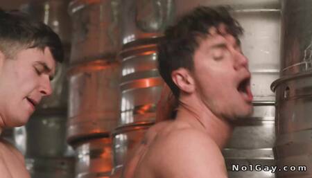 Sugar maker anal fucks newbie in the back room