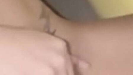 A Pleasing Spurt in Karelyz Rios' Pussy