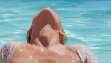 Smoking Hot Cougar Alexis Fawx Loves Meeting Younger Men To Satisfy Her Sexual Needs - BRAZZERS