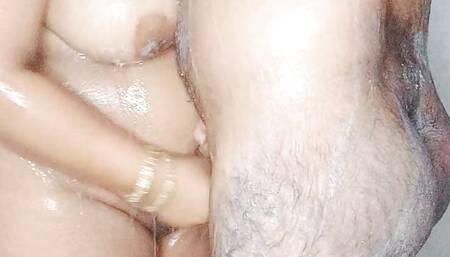 Stepmom Hot Sex After Bath Under the Shower Sex Video with Urdu Audio