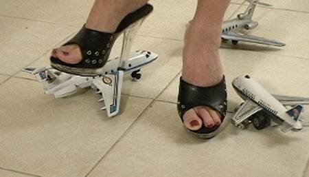 Giantess series - 1080