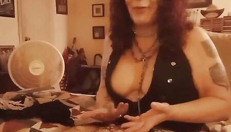 Trans playing with her self
