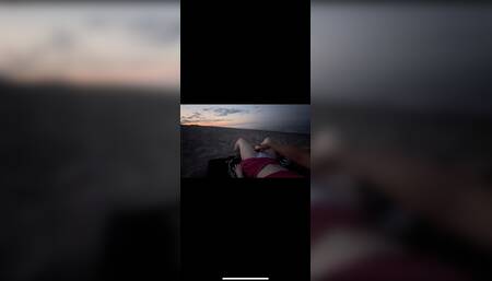 ORGASM MASTURBATION ON THE BEACH BY THE SEA!