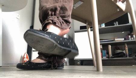 Stinky Ballet flats!