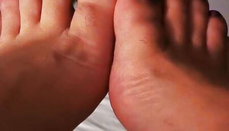 Sexy Feet & Cumshot