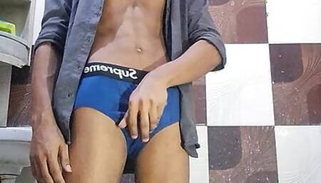 Sexy Twink masturbate