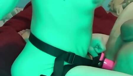 Strapon and ass to mouth for final