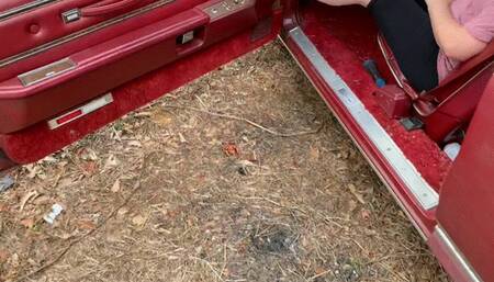 Custom video: Follower requested a short video with nothing but BAREFOOT REVVING!