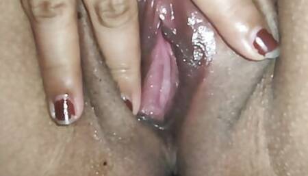 Sexy Filipina got horny fingered by neighbour dripping wet pussy