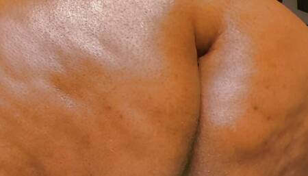 EBONY BBW VENUS SARUTOBI BOUNCING BIG ASS ON BIG BLACK DICK