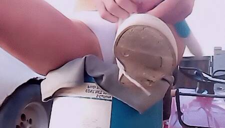 Cammy milfs Around the house