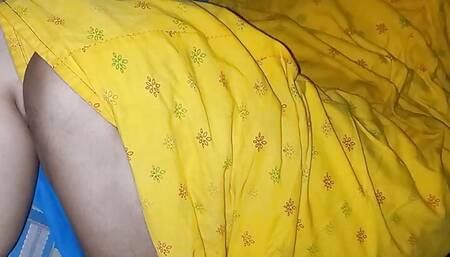 Hot sexy Kitu Bhabhi was called out of the house by her lover and fucked thoroughly on the cot.