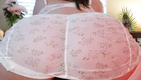 Cozy Masturbation - Tight Pussy Gripping Dildo