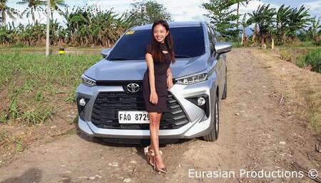 144 - Mae & WenWen revving fun