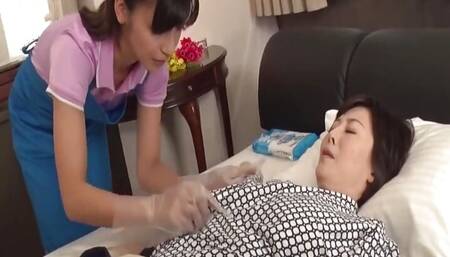 Helpers and Wife of Housekeeping Agent - the Tongue Crawling in the Wet Crotch