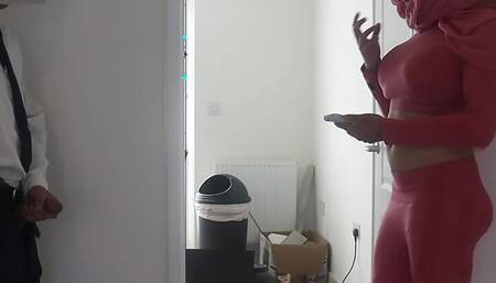 LandLord CAUGHT masturbating by HIJAB MUSLIM Yoga Tenant paying rent & COCK Flash! xxx