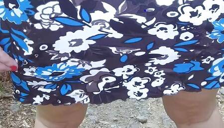 Destroyed asshole MILF pissing outdoors