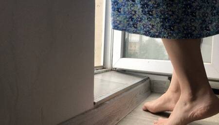Soles on balcony!