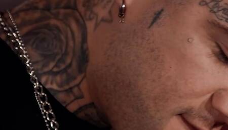 Tattooed Stud Mickey Taylor Fucks The Cum Out Of Tyler Berg Before Jizzing All Over His Chest - BROMO