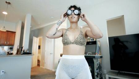 Magic Glasses - Lucy O HD