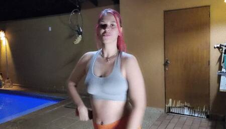 Coughing a lot and spitting phlegm wearing gym clothes - ponytail