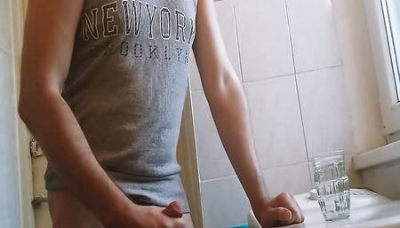 Gergely Molnar - I'm drinking my sperm