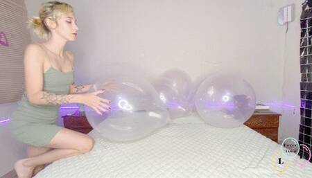 REGINA SMOKES HER CIGARETTE WHILE DOING SIT2POP!