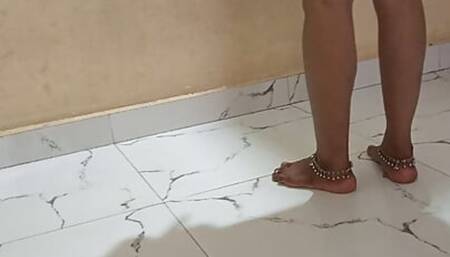 Bhabhi ke big ass licking and sucking