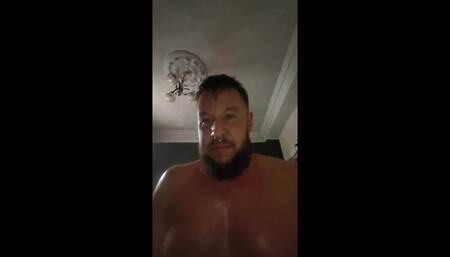 Sweaty Russian bear growls when he cums in a guy