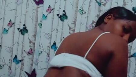 Look how my butt sounds you'll love seeing my butt move great You like it comment