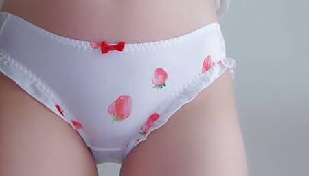 Japanese cute schoolgirl sends you dildo masturbation video.