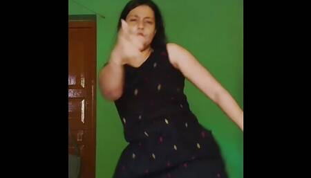 Chubby Big Ass Desi Bhabhi Fucked by harami Devar